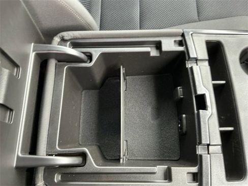 Used 2017 Chevrolet Silverado 1500 LT w/ All Star Edition image 26