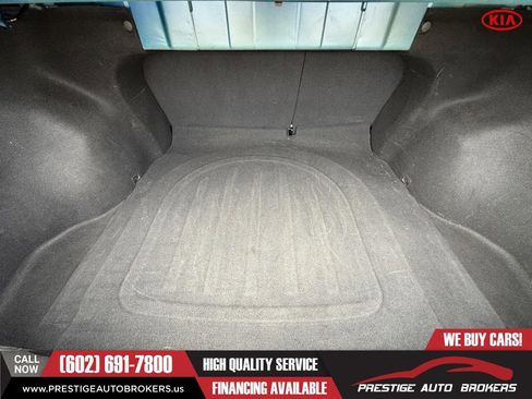 Used 2018 Kia Rio S image 2