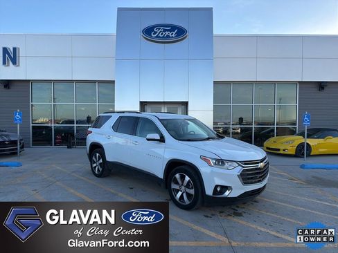 Used 2020 Chevrolet Traverse LT w/ LT Premium Package image 1