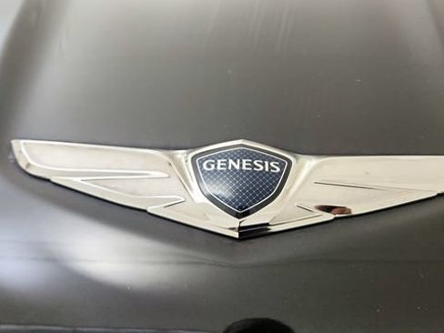Used 2025 Genesis Electrified GV70 w/ Prestige Package AWD/4WD image 31