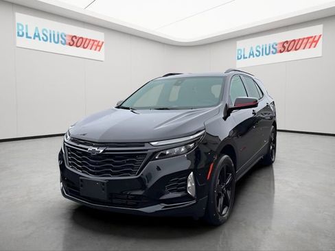 Used 2024 Chevrolet Equinox Premier AWD/4WD image 7