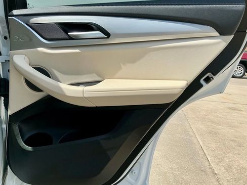 Used 2022 BMW X4 M40i AWD/4WD image 24