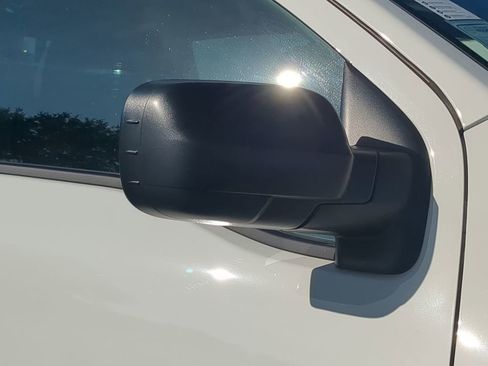 Used 2024 Nissan Titan PRO-4X w/ Pro-4x Utility Package image 12