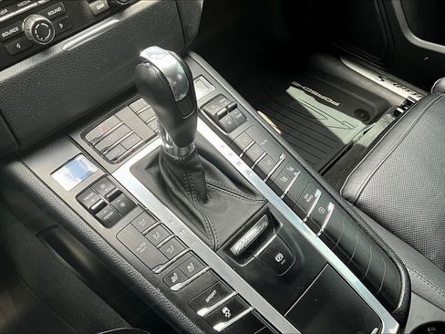 Used 2016 Porsche Macan S AWD/4WD image 15
