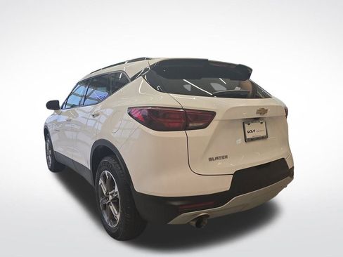 Used 2024 Chevrolet Blazer LT w/ Convenience Package image 4