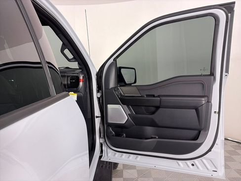 Used 2025 Ford F150 Raptor AWD/4WD image 24