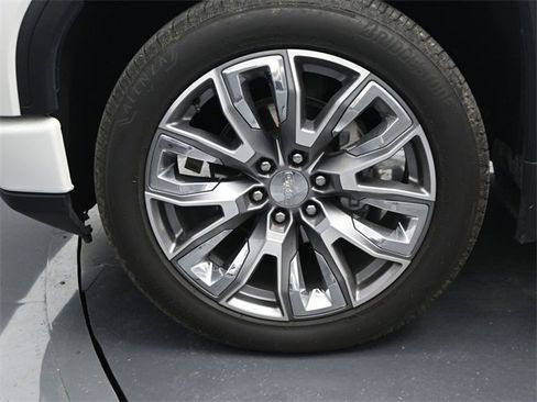 Used 2025 GMC Sierra 1500 Denali w/ Denali Reserve Package image 24