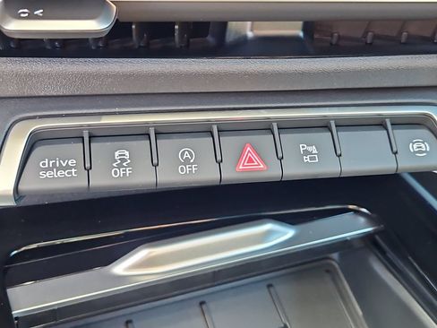 New 2026 Audi Q3 quattro 2.0T AWD/4WD image 11