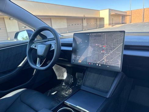 Used 2024 Tesla Model 3 Long Range AWD/4WD image 18