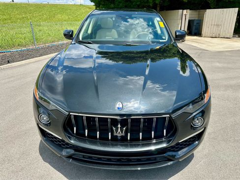 Used 2022 Maserati Levante GT AWD/4WD image 2