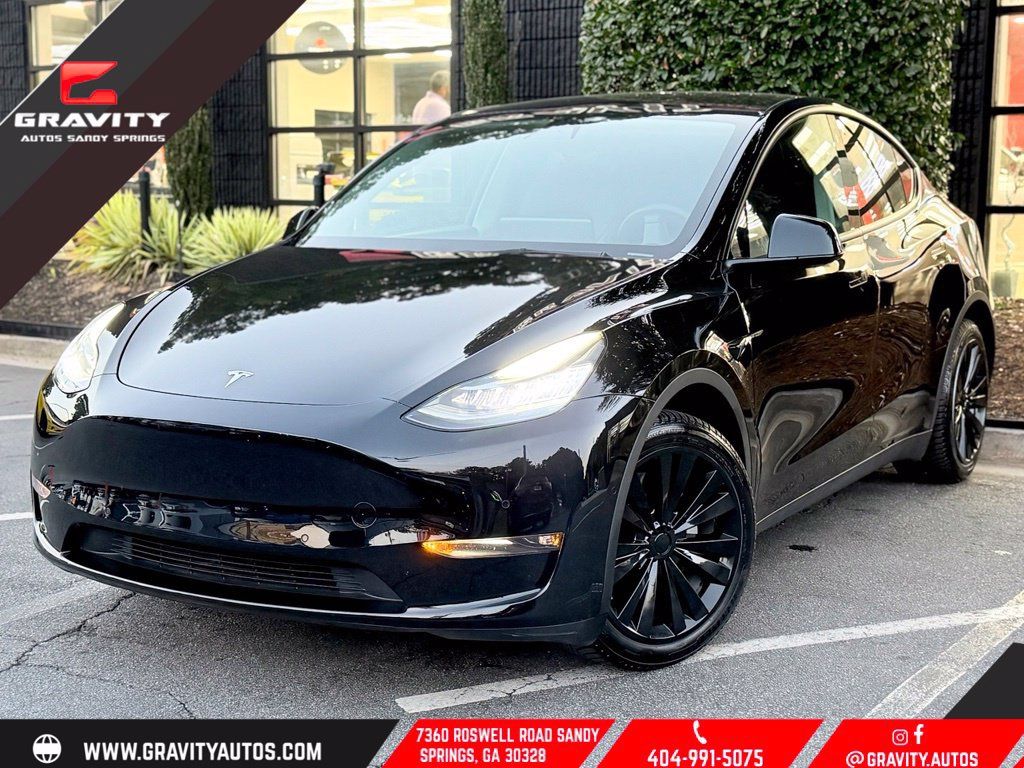 Used 2022 Tesla Model Y Long Range AWD/4WD image 1