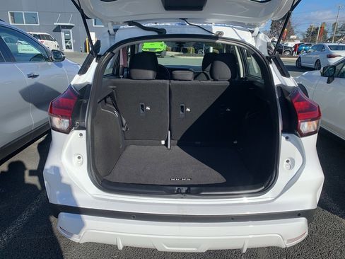 Used 2024 Nissan Kicks SV image 22