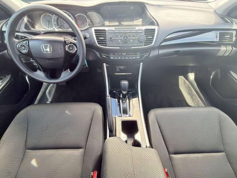 Used 2017 Honda Accord LX image 15