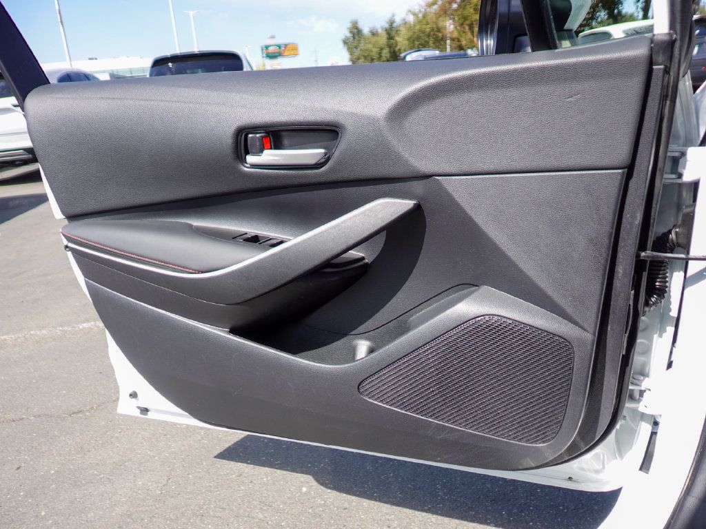 Used 2024 Toyota Corolla SE FWD image 17
