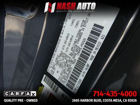 Used 2025 Toyota Tacoma Limited AWD/4WD image 91