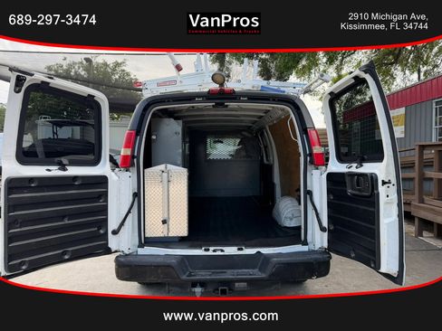 Used 2013 Chevrolet Express 3500 Extended image 9