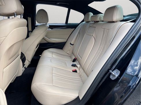 Used 2018 BMW 530i w/ Premium Package RWD image 43