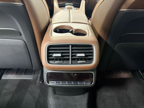 Used 2024 Mercedes-Benz GLS 450 4MATIC w/ Pinnacle Trim Package image 28