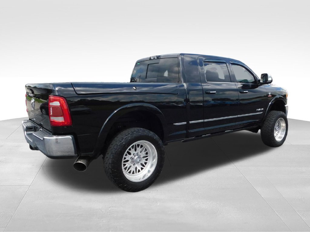 Used 2022 RAM 2500 Limited AWD/4WD image 3
