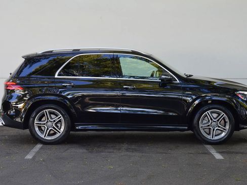 Used 2025 Mercedes-Benz GLE 53 AMG 4MATIC image 18