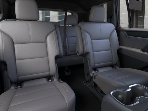 New 2026 GMC Acadia Elevation w/ Super Cruise Package FWD image 17