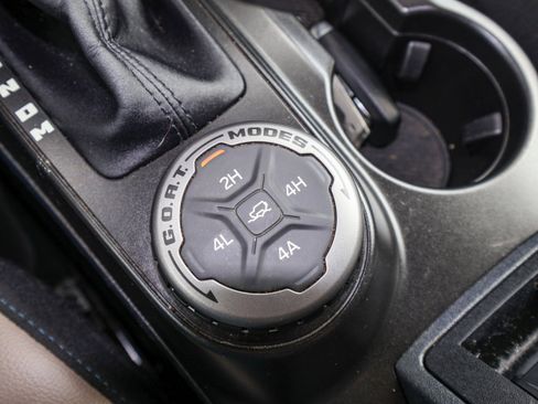 Used 2022 Ford Bronco Wildtrak AWD/4WD image 28