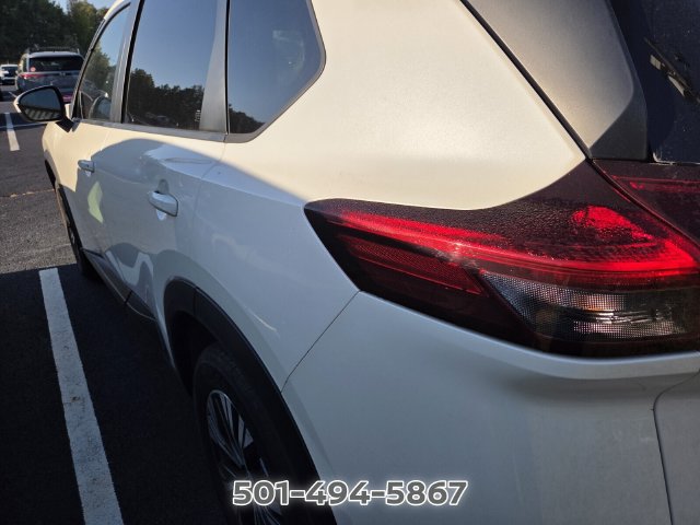 Used 2023 Nissan Rogue SV w/ SV Premium B Package AWD/4WD image 8