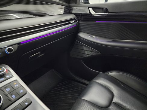 Used 2024 Hyundai Palisade Calligraphy image 14