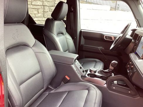 New 2025 Ford Bronco Badlands image 19