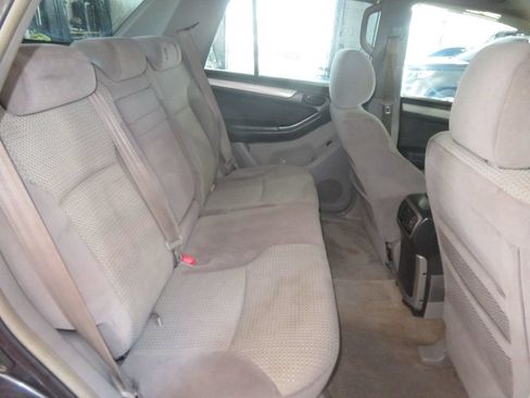 Used 2004 Toyota 4Runner 4WD image 31