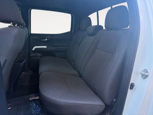 Used 2017 Toyota Tacoma TRD Sport w/ Premium & Technology Package image 14