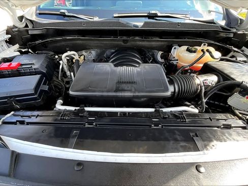 Used 2021 Chevrolet Tahoe Z71 image 31