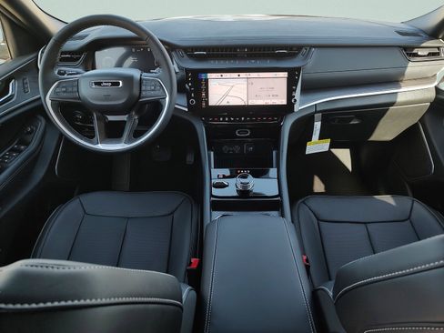 New 2026 Jeep Grand Cherokee Limited Reserve image 9