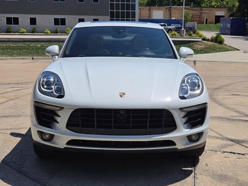 Used 2018 Porsche Macan w/ Premium Package Plus AWD/4WD image 8