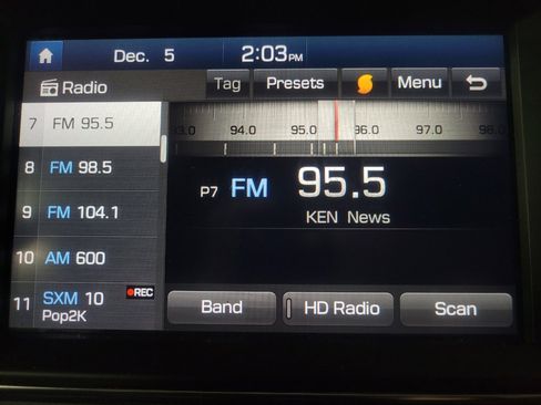 Used 2017 Hyundai Elantra SE image 25