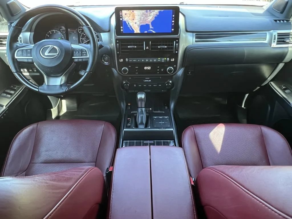 Used 2023 Lexus GX 460 Luxury w/ Accessory Package AWD/4WD image 18