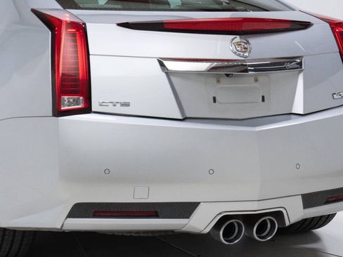 Used 2013 Cadillac CTS V image 22