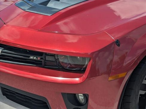 Used 2013 Chevrolet Camaro ZL1 RWD image 18