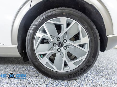 Used 2025 Genesis GV60 Advanced AWD/4WD image 53