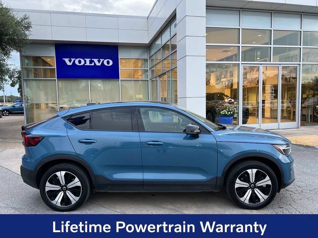 Certified 2023 Volvo C40 P8 Recharge Plus AWD/4WD image 8