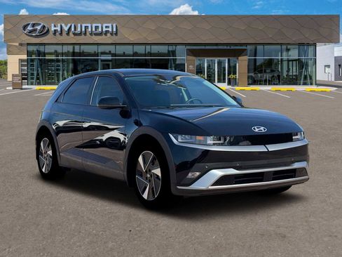 New 2026 Hyundai Ioniq 5 SEL RWD image 11
