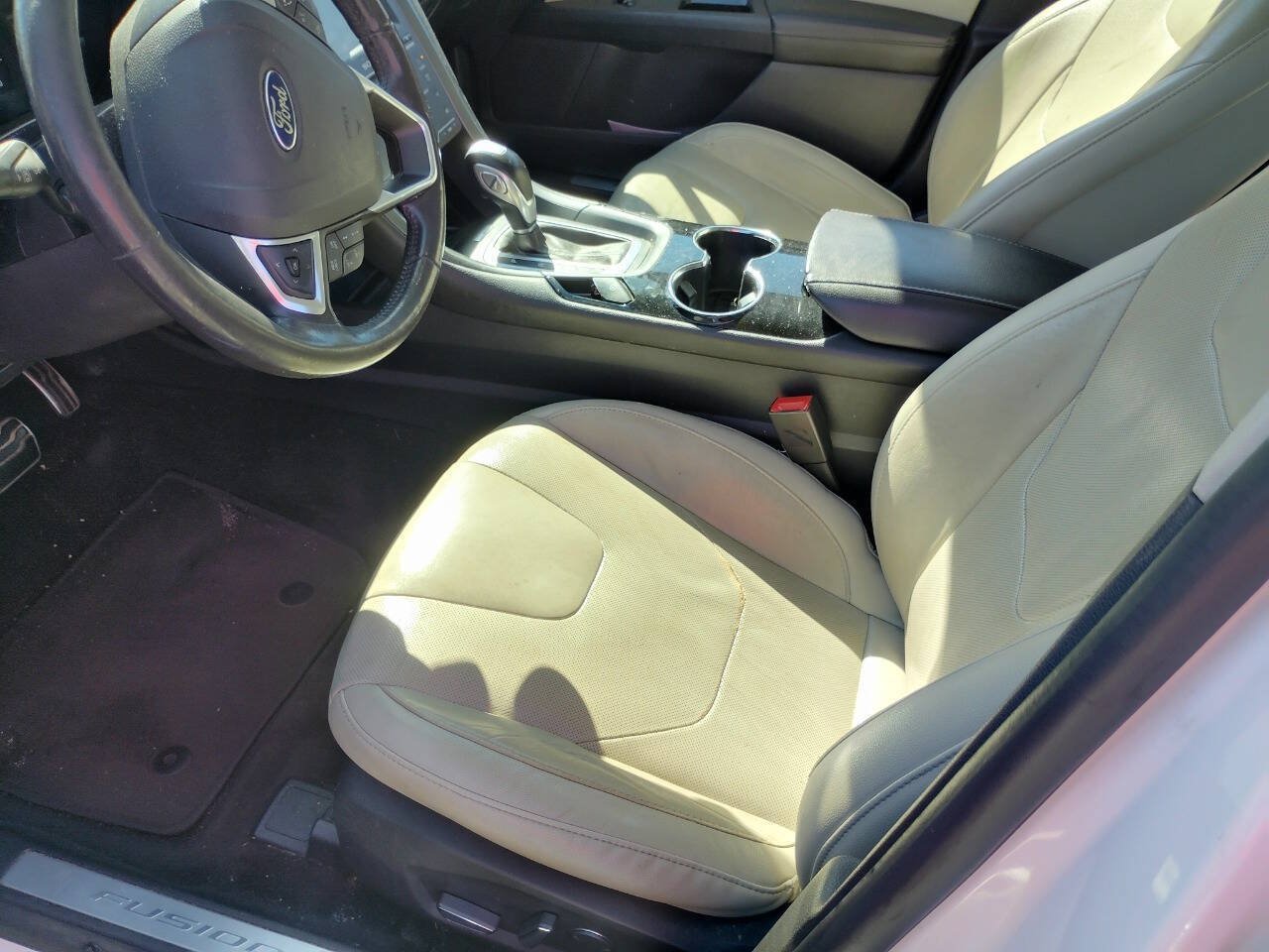 Used 2014 Ford Fusion Energi Titanium w/ Driver Assist Package FWD image 3