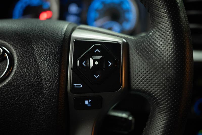 Used 2017 Toyota Tacoma Limited w/ Tow Package AWD/4WD image 25