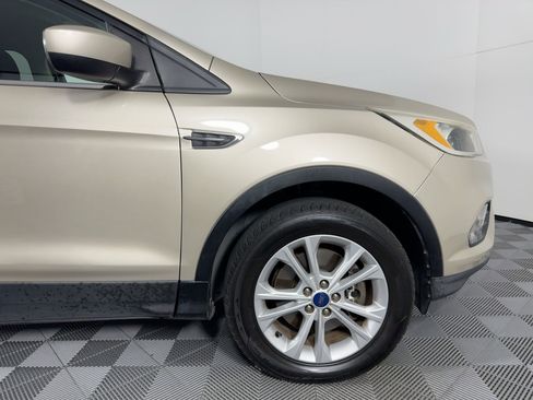 Used 2017 Ford Escape SE w/ SE Cold Weather Package image 12