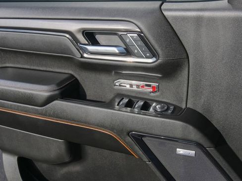 Used 2025 GMC Sierra 1500 AT4 w/ AT4 Premium Package image 14