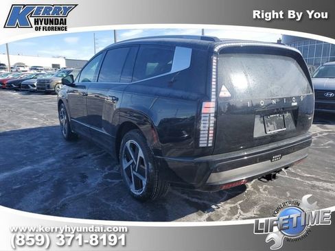 New 2026 Hyundai Ioniq 9 Calligraphy image 3