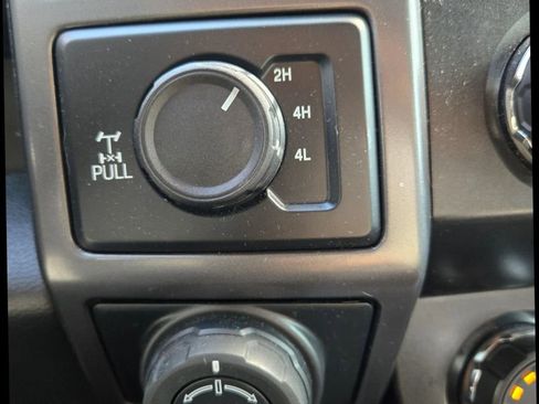 Used 2019 Ford F150 XLT w/ Equipment Group 302A Luxury image 33