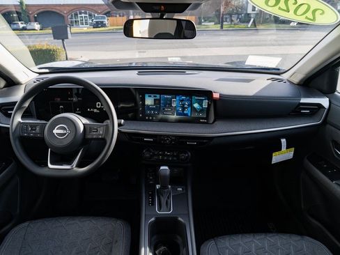 New 2026 Nissan Kicks SV w/ SV Premium Package image 9