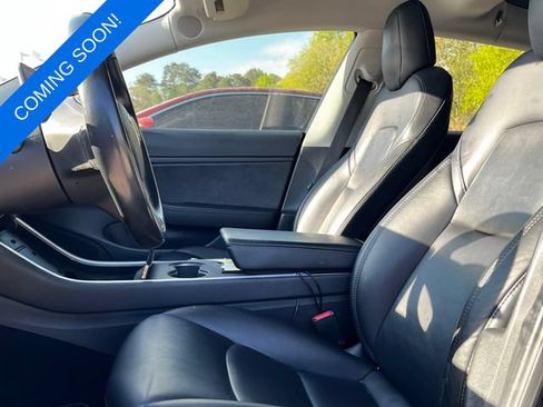Used 2018 Tesla Model 3 Long Range RWD image 4