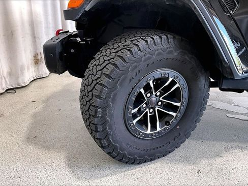 Used 2024 Jeep Wrangler Unlimited Rubicon image 20